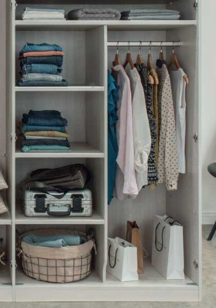 Wiemann Inneneinteilung mit Wäscheböden für Kleiderschränke